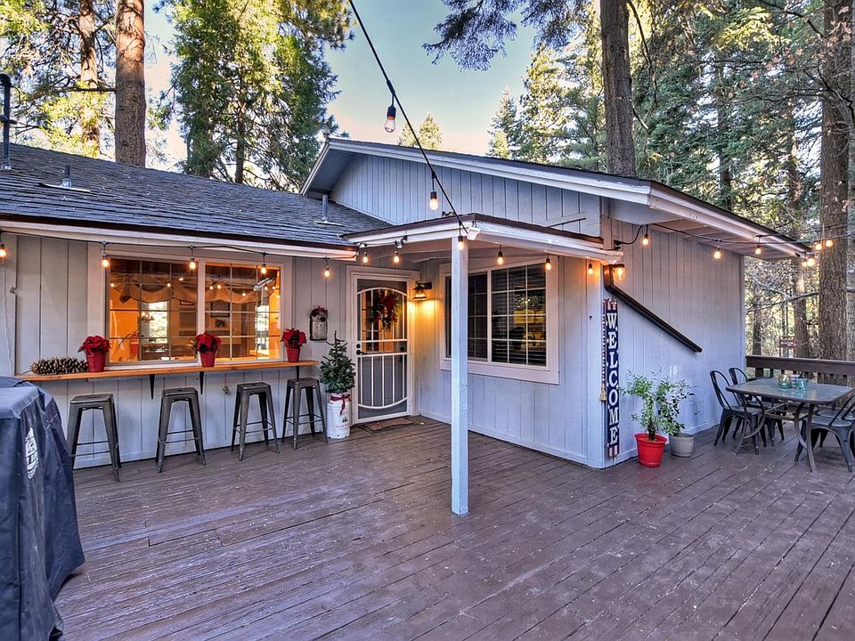 1st image of 28344 Larchmont Ln