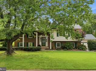 3213 Allness Ln, Herndon, VA 20171