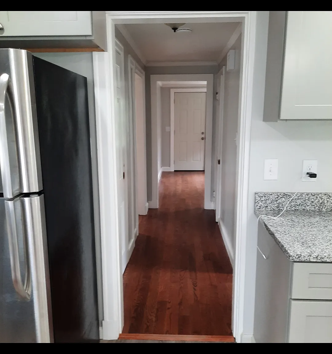 24 Pearl St — Photo 4