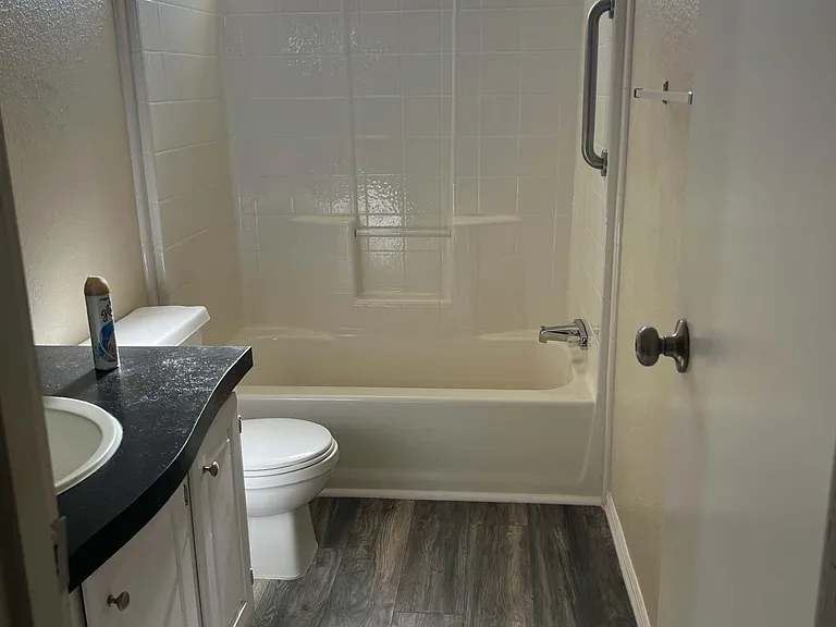 1421 E Gamebird Rd — Photo 14