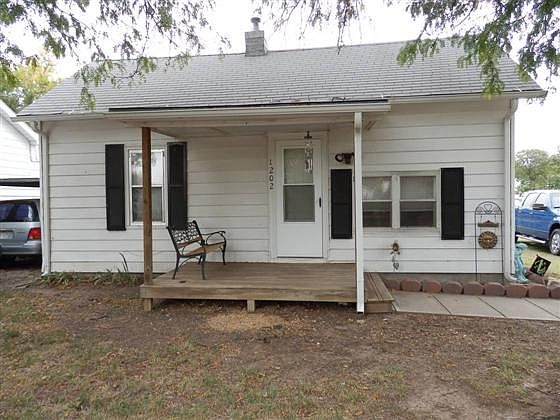 1st image of 1202 N 8th St