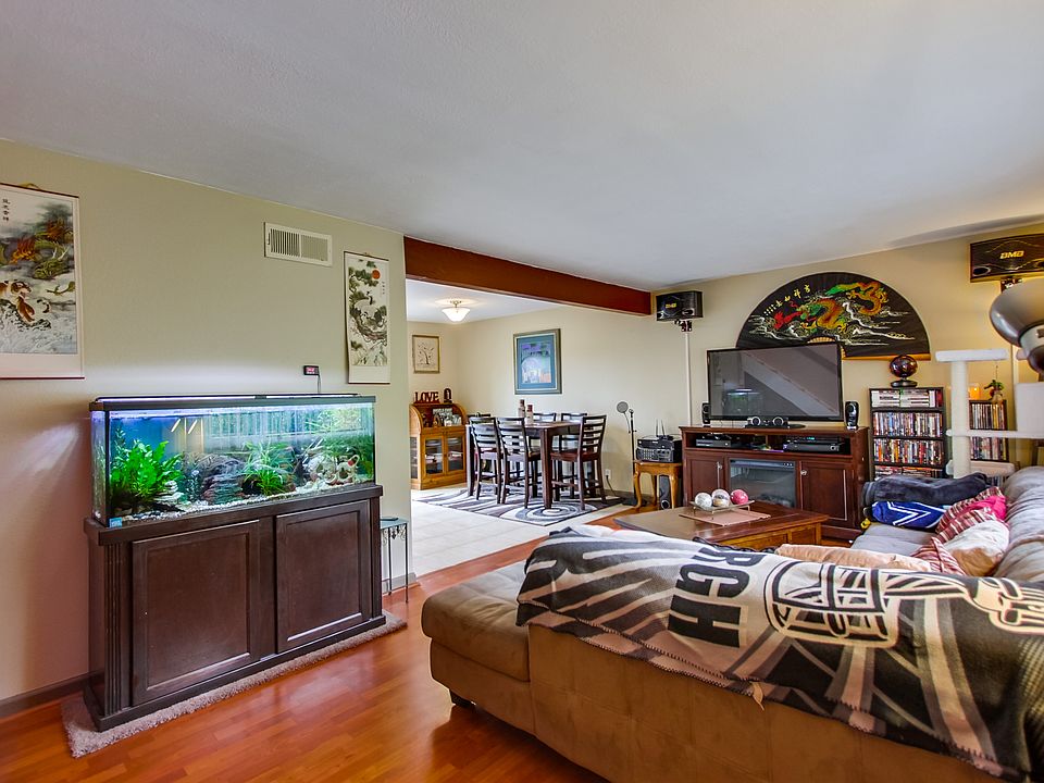 1st image of 8420 Fanita Dr #29