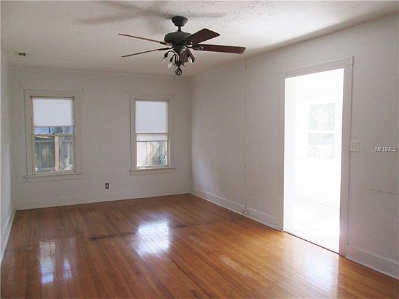 4th image of 2227 5th Ave N