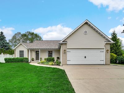 950 Port Cir, Hobart, IN, 46342