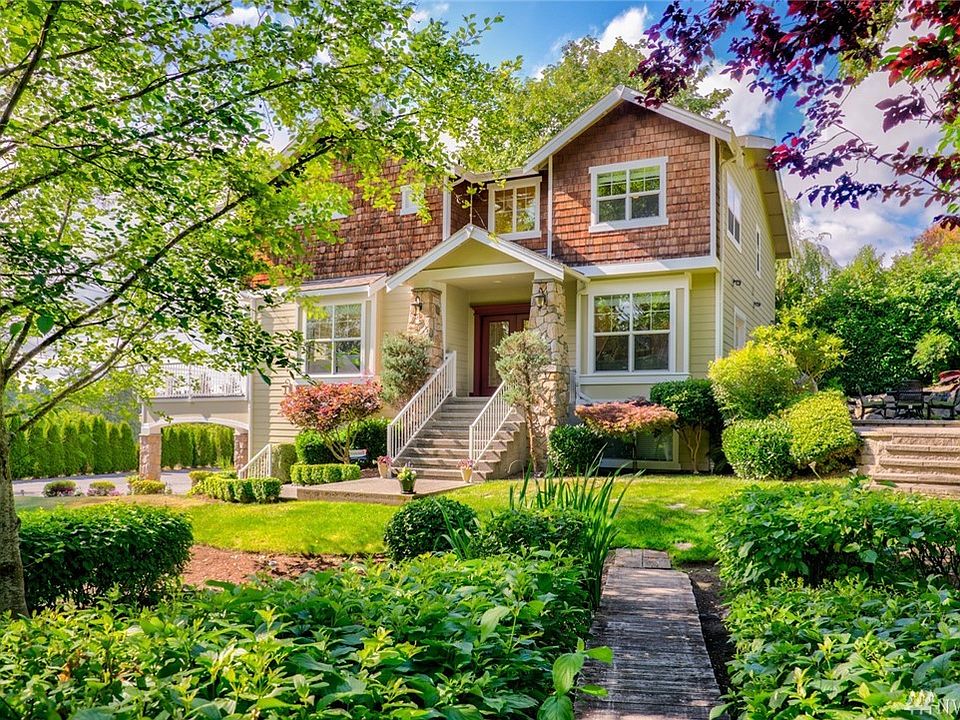 1st image of 106 136th Ave SE
