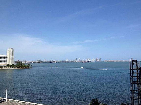 3rd image of 1330 Brickell Bay Dr
