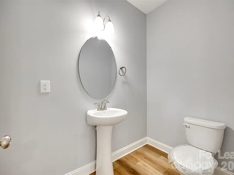 500 Dawn Cir #A — Photo 7