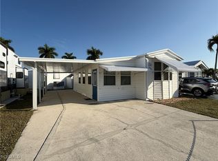 11182 Sunglow Ln, Fort Myers, FL 33908
