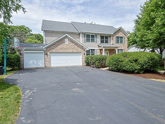 2nd image of 5686 Angouleme Ln
