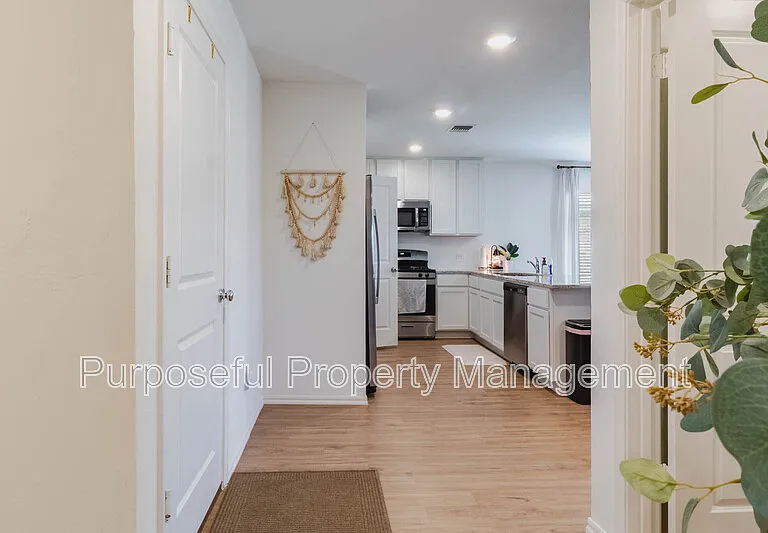 9620 NW 126th St — Photo 8