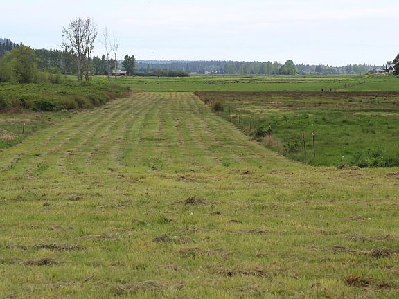 2nd image of 2600 Center Valley Road