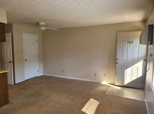 1310 Louisville Rd APT 102, Frankfort, KY 40601