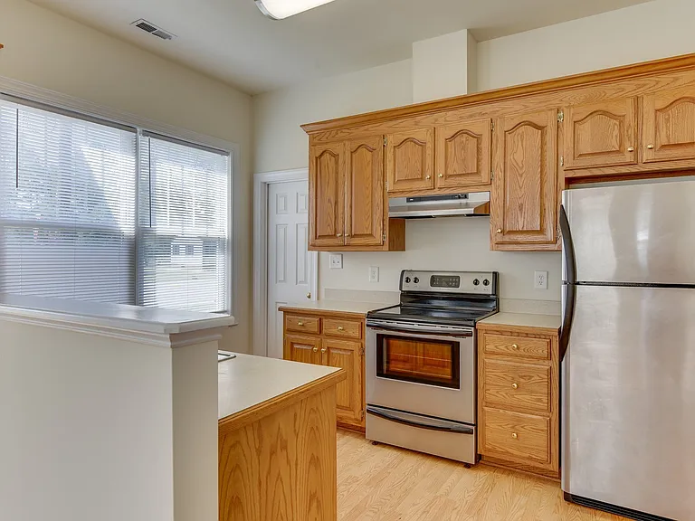 955 Poquoson Ave — Photo 19