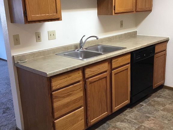 Kitchen sink area HR6-4_09022020