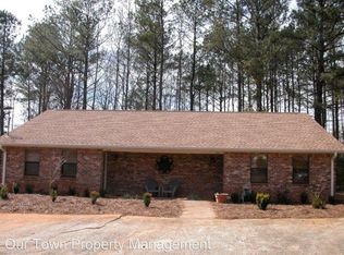 108 Oak Park Ct, Athens, GA 30605