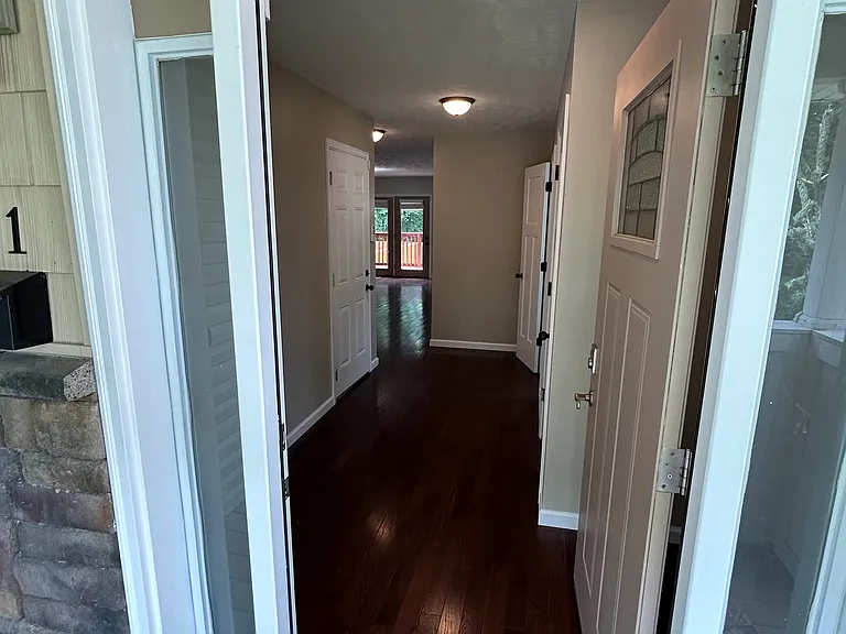 2851 Washington Ave — Photo 4