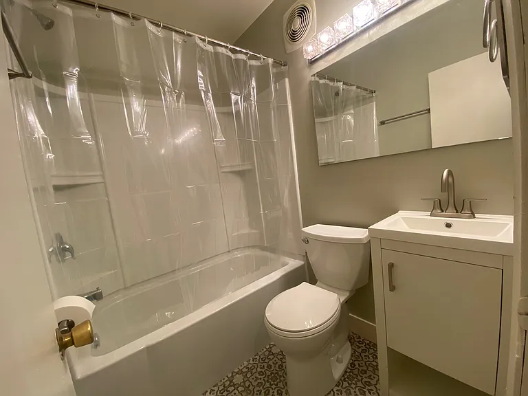 1106 W Fort St #2 — Photo 10