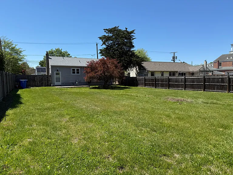 41 Cherry St — Photo 6