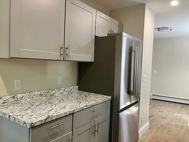 2 bed, 1056 sqft, $2,000 — Photo 3
