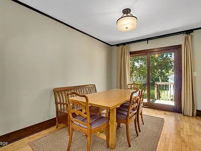 404 Lyon Ave — Photo 6
