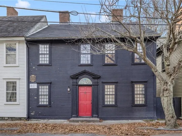 73 Thames St Unit B, Newport, RI 02840