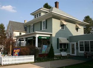 305 W Main St, Mount Horeb, WI 53572