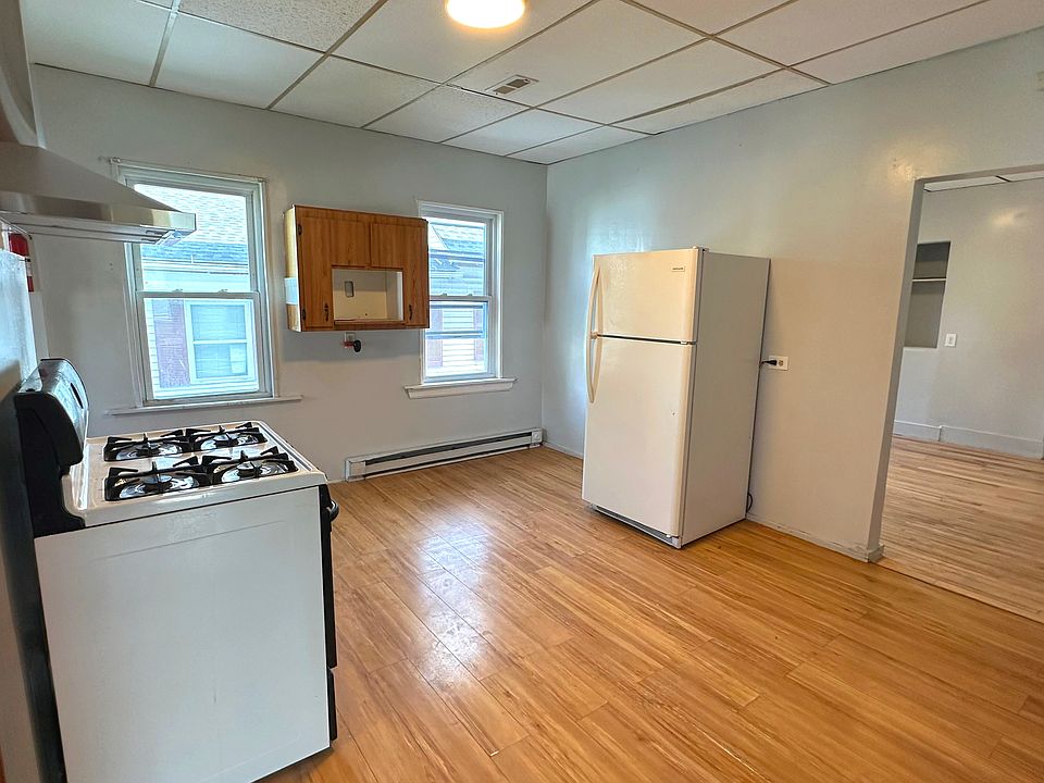 1st image of 16-18 Walnut St Floor 2