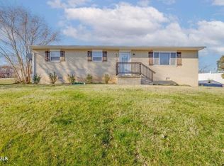 4113 E Englewood Blvd, Johnson City, TN 37601