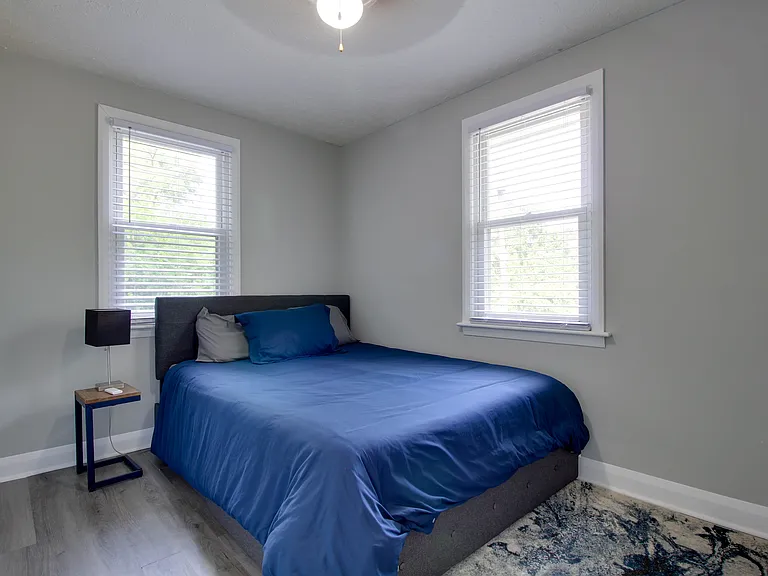 5019 Oxford St — Photo 13