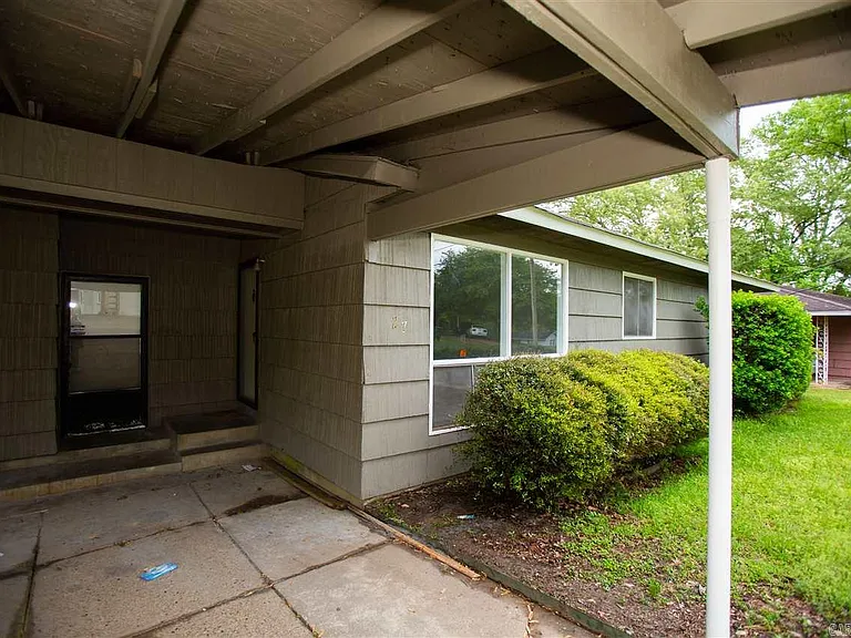 27 N Meadowcliff Dr — Photo 2