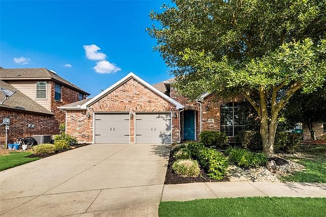 1st image of 510 Collins Ln
