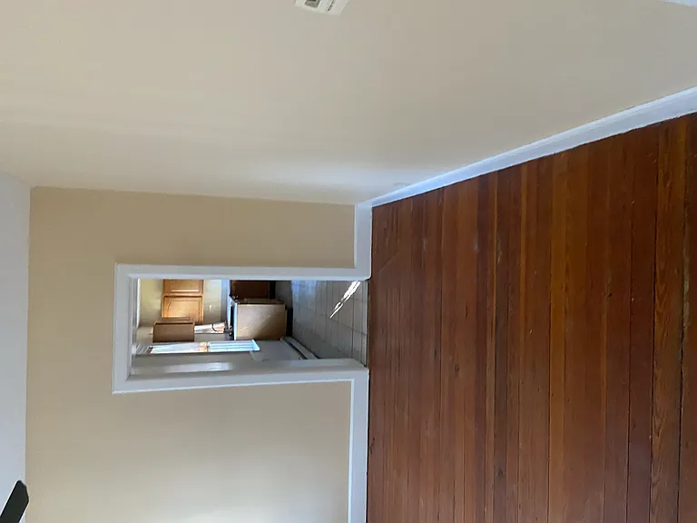 1591 Lonsdale Ave #1 — Photo 18