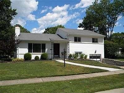 1st image of 896 Rosetree Ln