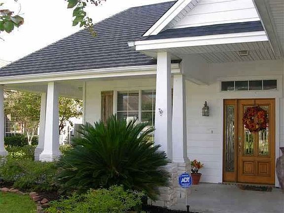 2nd image of 3510 Charleston Ln