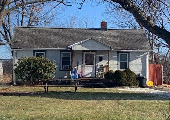 1st image of 33 Avon St