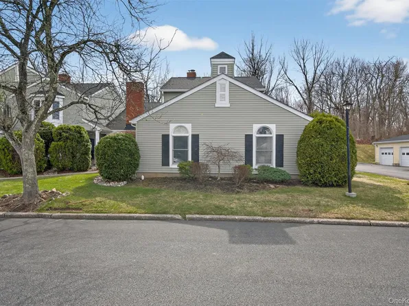 23 Weathervane Way, Warwick, NY 10990