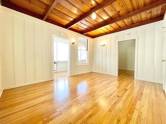 2nd image of 1189 Church St