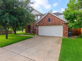 1626 Creekside Dr, Corinth, TX 76210