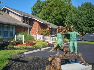 5583 Golf Ridge Dr APT F, Saint Louis, MO 63128