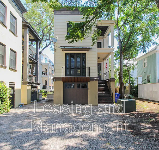 13 Corinne St — Photo 1
