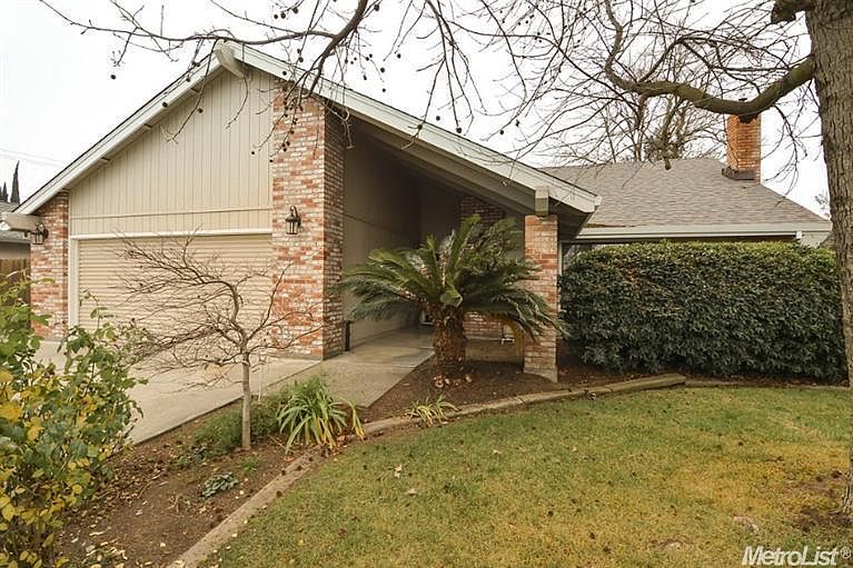 1st image of 1220 Pheasant Hollow Way
