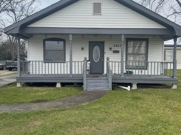 58430 Barrow St, Plaquemine, LA 70764