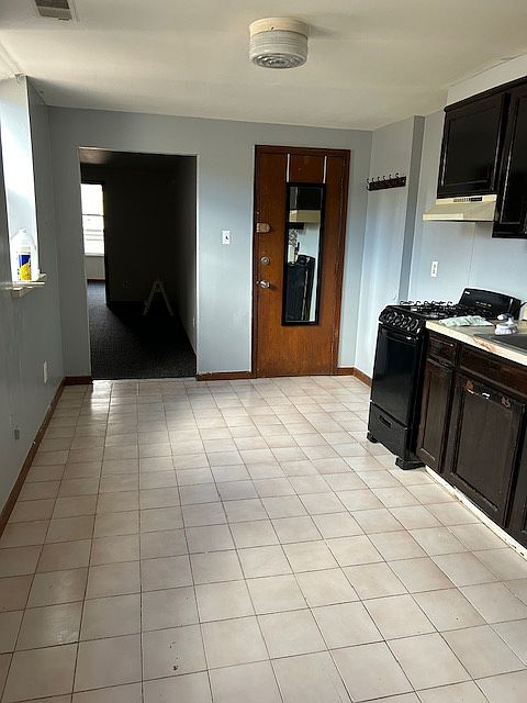 Kitchen Dining 2