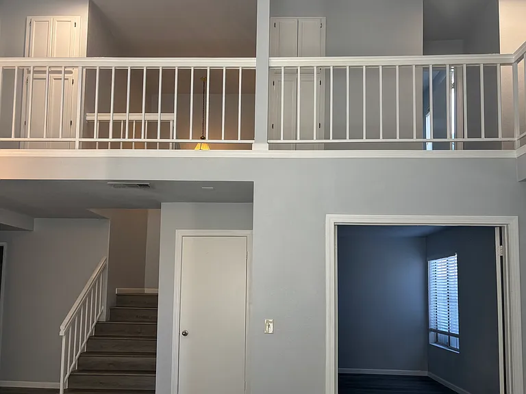 11017 Pacific St — Photo 14