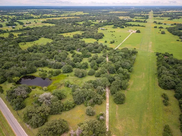 10102 Ferrill Creek Rd, Bryan, TX 77808