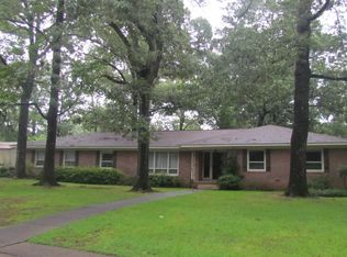 1205 Cedar St, Crossett, AR 71635