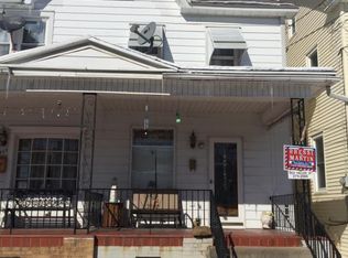 325 W 4th St, Mount Carmel, PA 17851
