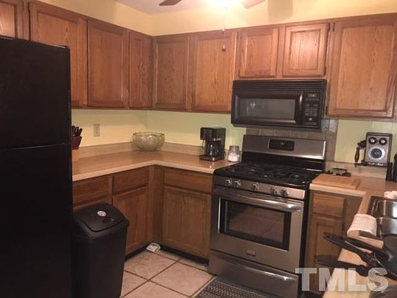 4th image of 2517 Hitchcock Dr