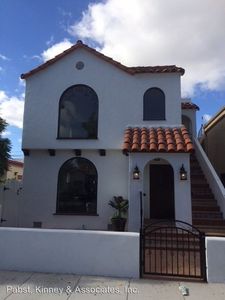 233 Glendora Ave, Long Beach, CA, 90803