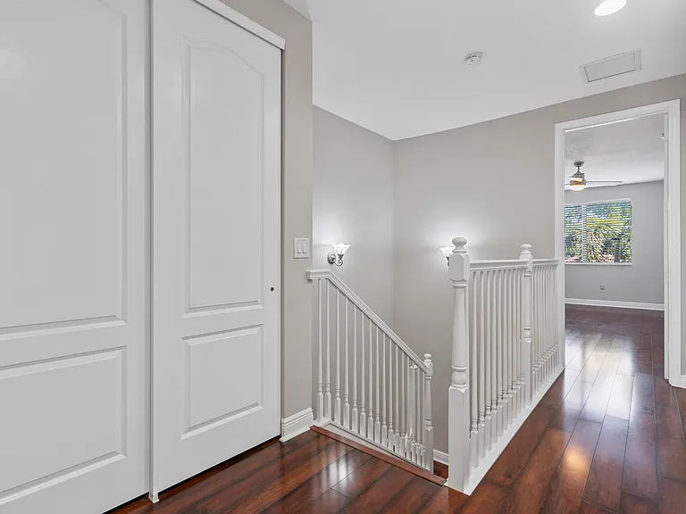 3238 SW 16th Ter #3238 — Photo 15